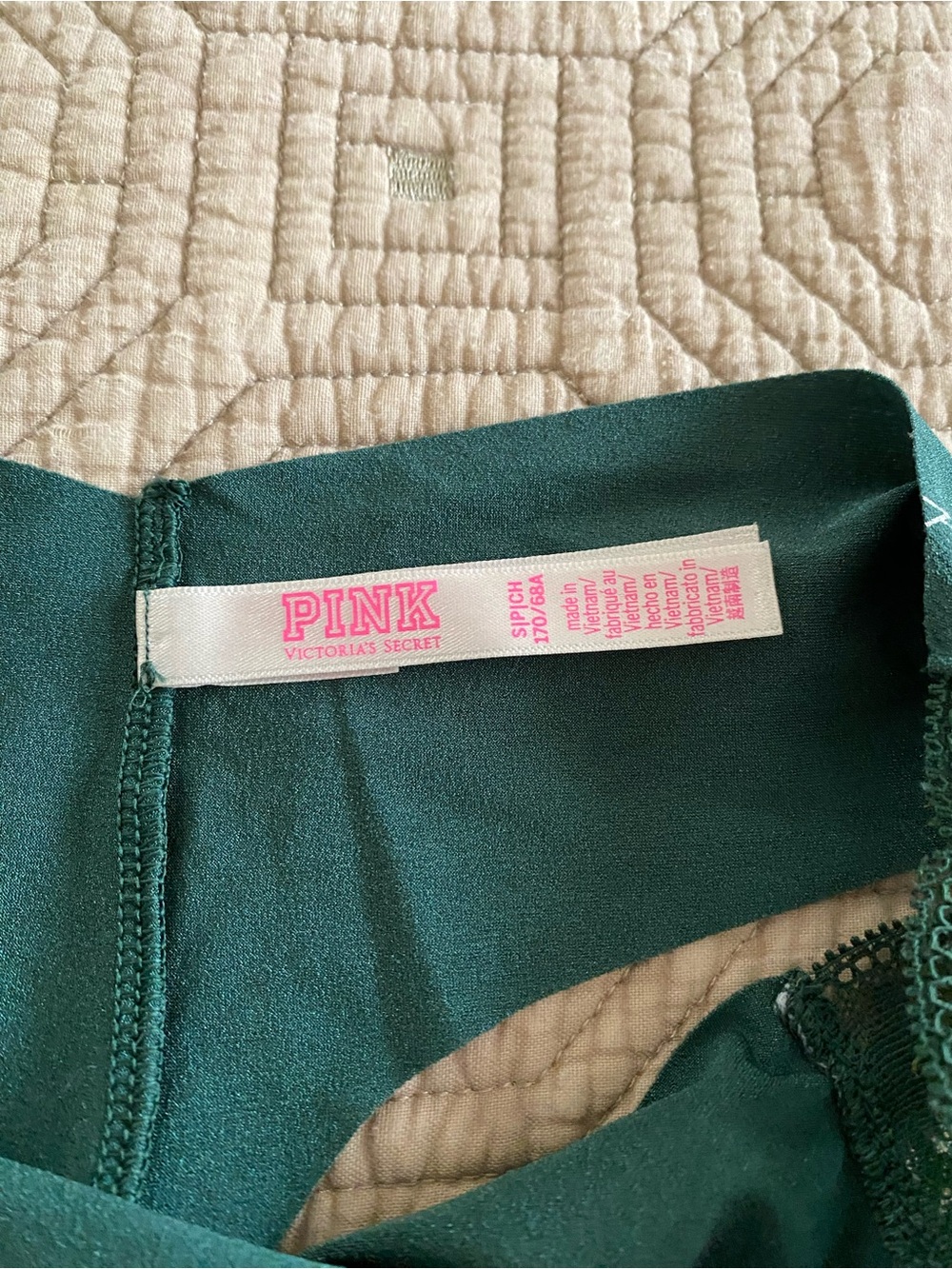 PINK Victoria's Secret Green Lace-Trim Thong & Gray Moonprint Hipster Panty Set - Picture 7 of 7